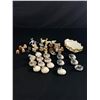 Image 1 : Vintage Lot Of Curio Collectibles & Glass Ware