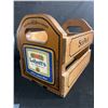 Image 2 : Vintage Labatt's Blue Wood 6-pack Holder & Vase