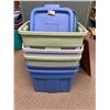 Image 1 : 5 Nice Rubbermaid Storage Bins w/Lids