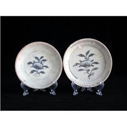 MED UNDERGLAZED BLUE & WHITE SAUCERS, FLORAL