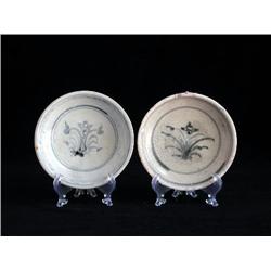 MED UNDERGLAZED BLUE & WHITE SAUCERS, FLORAL