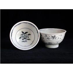 LG UNDERGLAZED BLUE & WHITE BOWLS, FLORAL