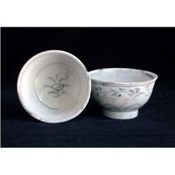 SM UNDERGLAZED BLUE & WHITE BOWLS, FLORAL