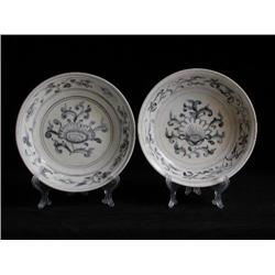 MED UNDERGLAZED BLUE & WHITE DISHES, FLORAL