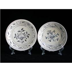 MED UNDERGLAZED BLUE & WHITE DISHES, FLORAL