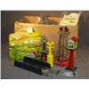 Image 1 : BOX LOT OF TOY TRAIN ACCESSORIES INCL MARX TOWER