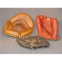 LOT OF 3 OLD BASEBALL GLOVES INCL SMOKY BURGESS AN