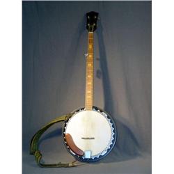 5 STRING BANJO W/ STRAP