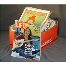 BOX LOT OLD MAGAZINES, INCL LIFE