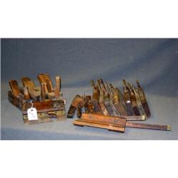 TRAY LOT EARLY WOODWORKING & MOLDING PLANES