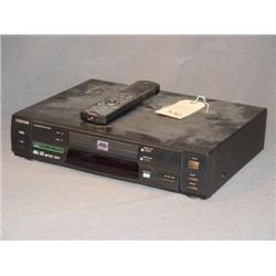 TOSHIBA DVD PLAYER
