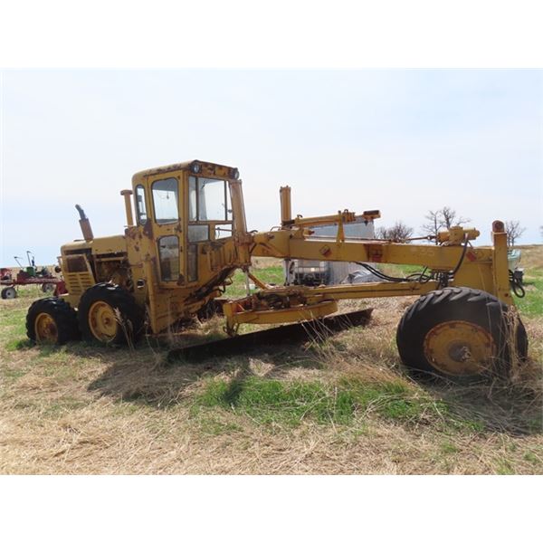 Champion Diesel Grader with 12' Blade 