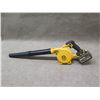Image 8 : DeWalt DCE100 Cordless Blower & DCG412 Grinder w/ 2 Batteries