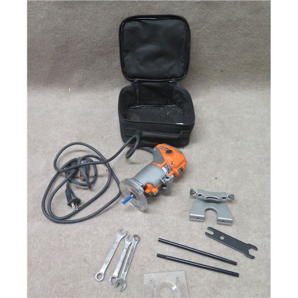 Ridgid R2401 Trim Router w/ Accessories in Case