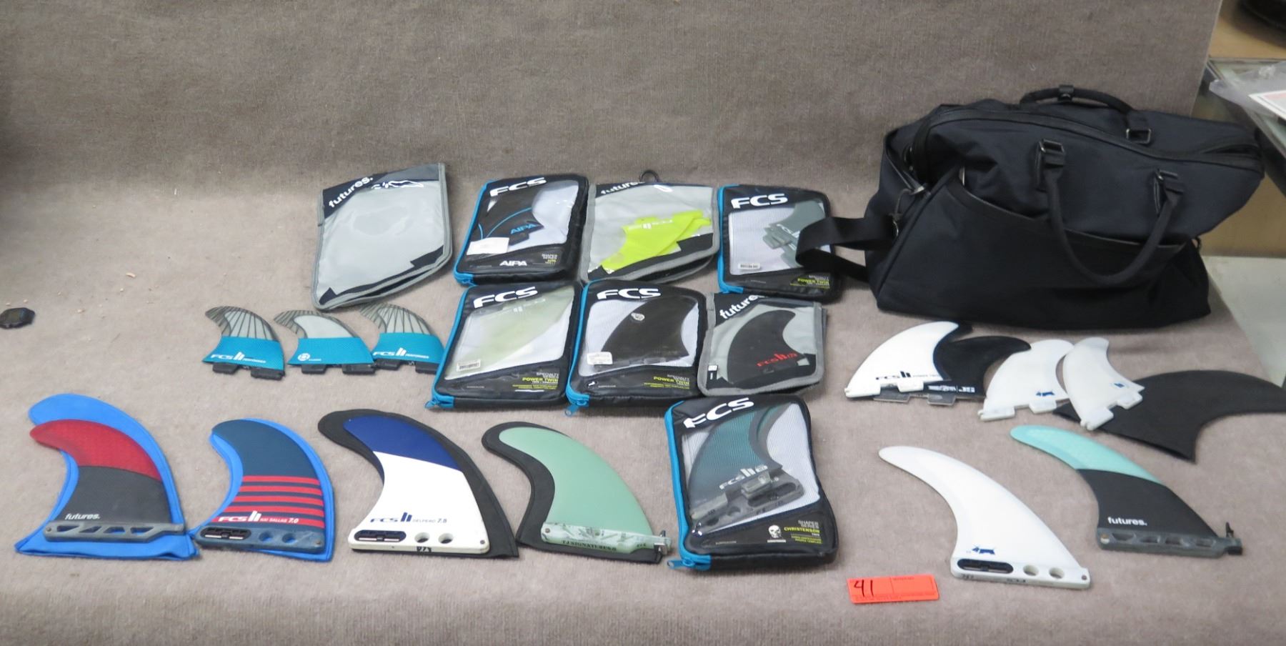 Fins Case Multiple FCS Surfboard Fins Misc Sizes (some New) in Case