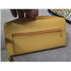 Image 16 : Qty 6 Wallets & Change Purses: Betty Boop, Cote D'Azur, Monogrammed, etc