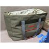 Image 2 : Qty 3 Insulated Bags: Keep Cool & Arctic Zone