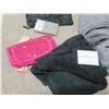 Image 8 : Multiple Tropical Print Table Cloths, Thermo Flasks, Bath Towels, etc