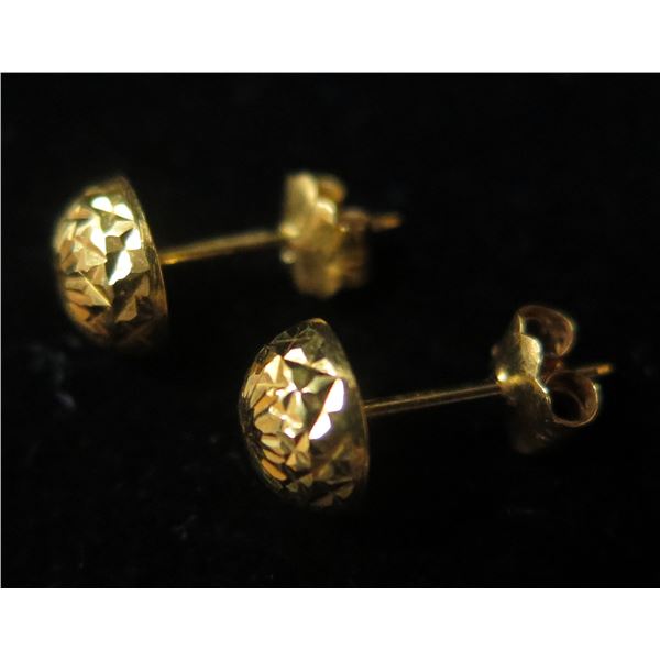Pair Gold 14K Stud Pierced Earrings 0.65g