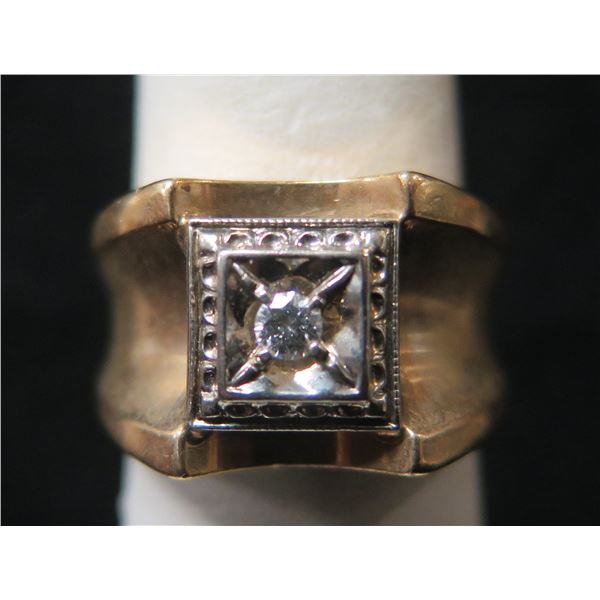 Gold 14K Ring w/ Diamond Accent 6.30g Size 6.25