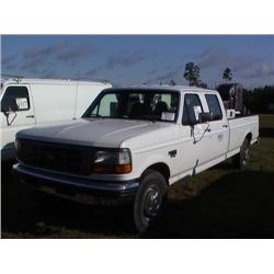 1996 FORD F350 CREW CAB PICKUP
