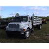 Image 1 : 1995 INTERNATIONAL 4900 FLATBED TRUCK
