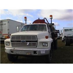 1986 FORD F700 WATER TRUCK