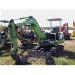 MITSUBISHI MM30 HYDRAULIC EXCAVATOR