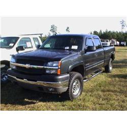 2003 CHEVROLET CREW CAB 4X4 PICK UP
