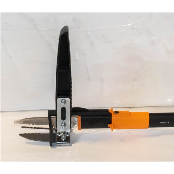 FISKARS STAND UP WEEDER