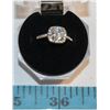 Image 1 : 75 PT ZIRCON CENTER WITH HALO SURROUNDING, SIZE