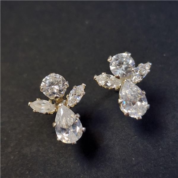BZ1465-191 SILVER CZ EARRINGS