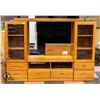 Image 1 : OAK ENTERTAINMENT CENTRE APPROX H-62" W-22.5"