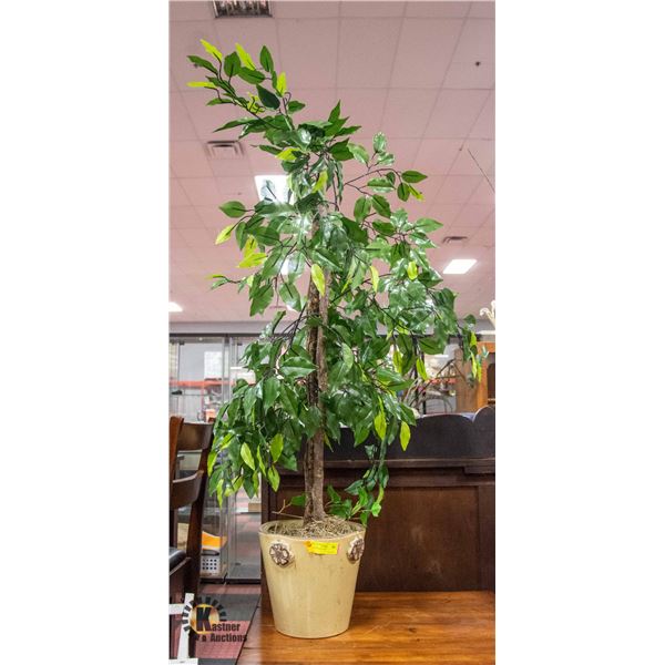 FAUX POTTED PLANT 4' TALL