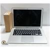 Image 1 : FEATURED MACBOOK AIRS