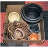 Image 2 : BOX OF DECORATIVE GARDEN POTS INCL. NEW