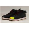Image 1 : NEW HIGH TOP SHOES SIZE 10
