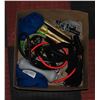 Image 1 : BOX OF FITNESS EQUIPMENT INCL. JOGI DIGITAL