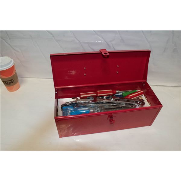 TOOLBOX WITH CONTENTS