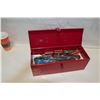 Image 1 : TOOLBOX WITH CONTENTS