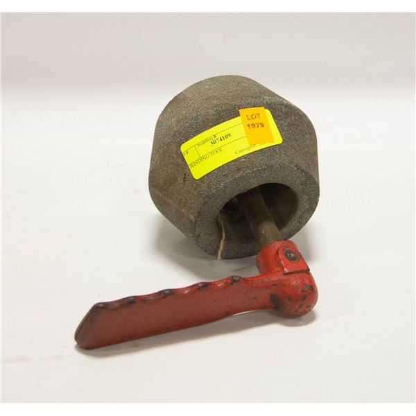GRINDING TOOL