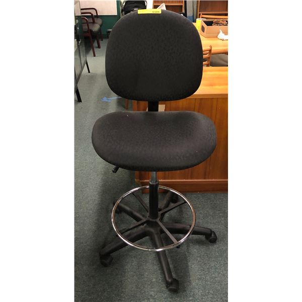 Gas lift drafting chair