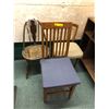 Image 2 : 3 Assorted chairs