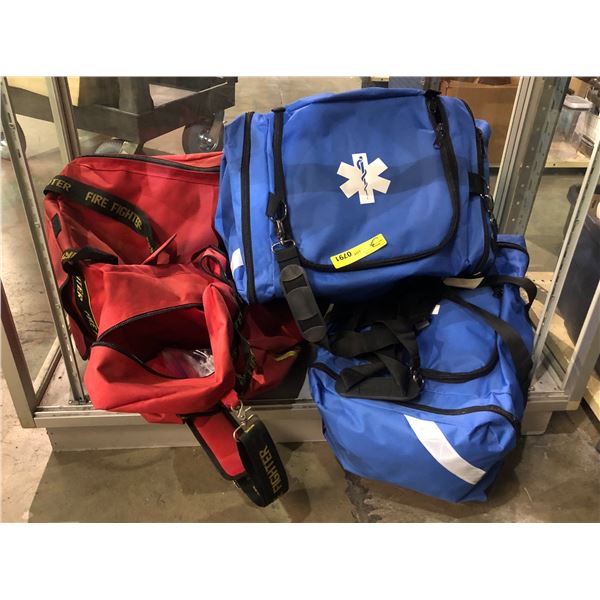 Set of 3 duffle bags