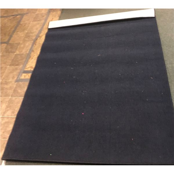 Carpet approx. 5ft x 9ft