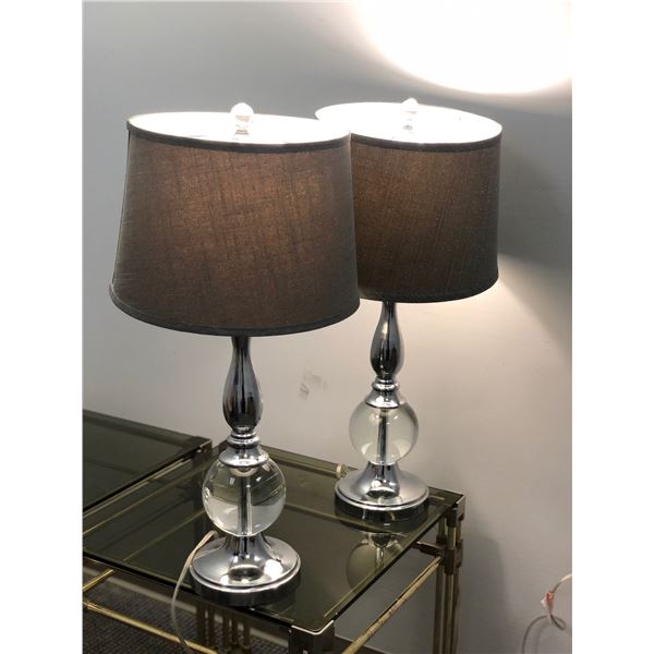 Set of 2 table lamps