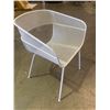 Image 2 : 5 Metal outdoor chairs