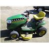 Image 2 : John Deere E100 17.5hp Lawn and Garden Tractor (Working)