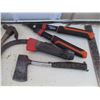 Image 3 : Hatchet, Hammer +Misc