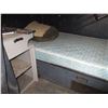 Image 5 : Bunk From a Semi Truck (84x64x87)